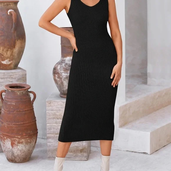 Elegant Black Ribbed Knit Dress with Cardigan - Picture 3 of 4